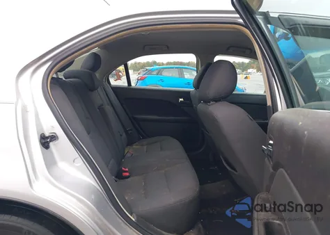 2011 Ford Fusion Se z USA, uszkodzony, nr VIN 3FAHP0HA3BR153766